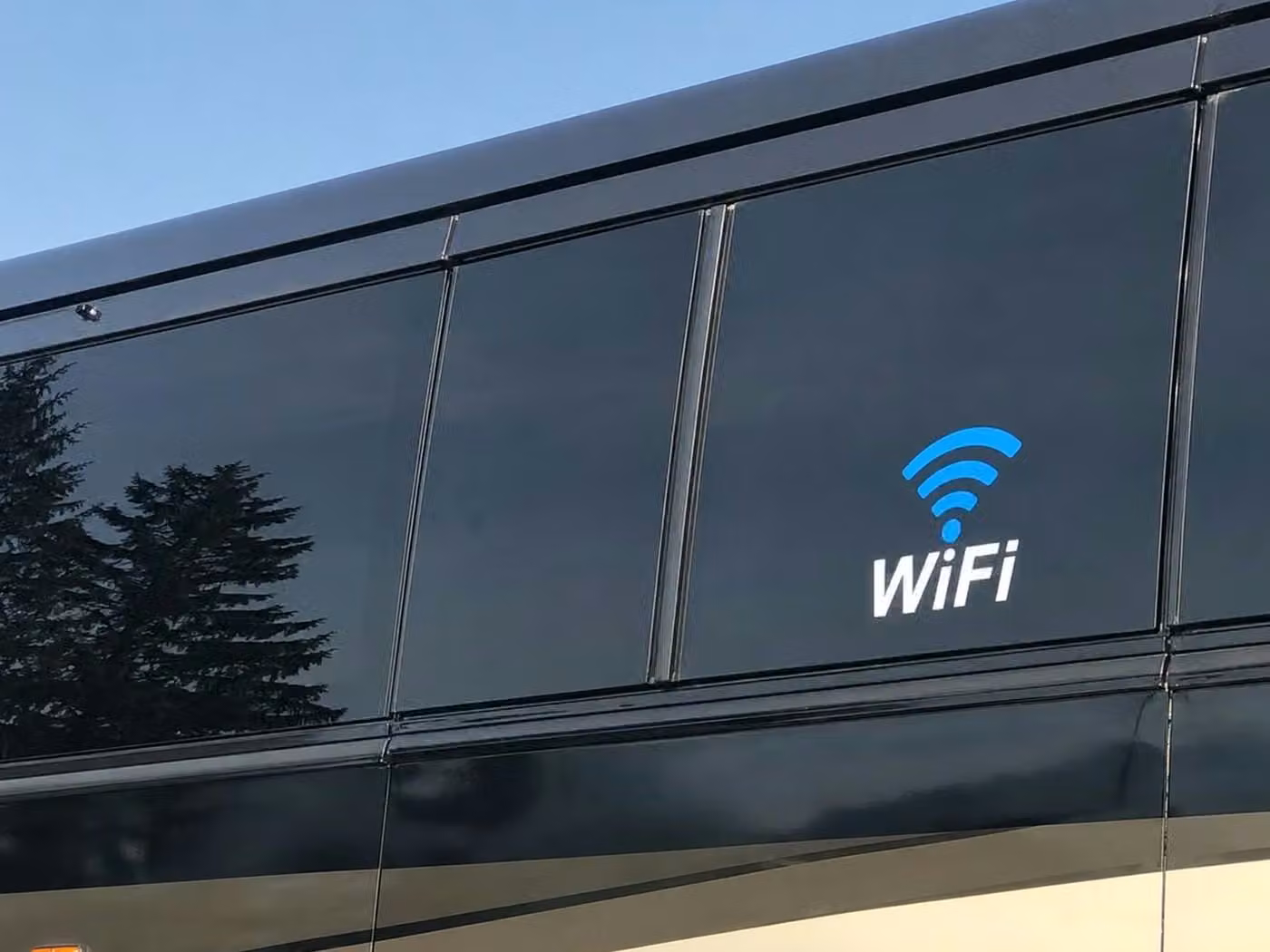 carmel 20 passenger minibus wifi