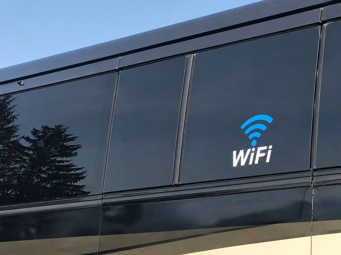 carmel charter bus wifi