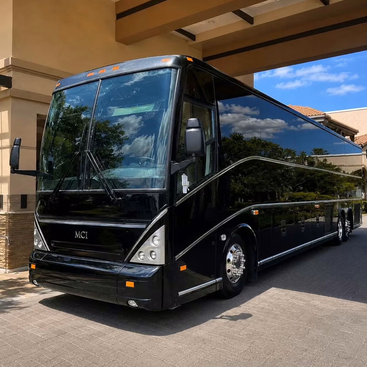 carmel private wedding rehearsal dinner and bachelorette shuttles in carmel
