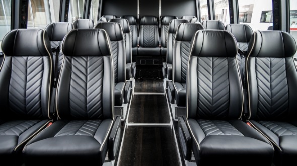 15 passenger minibus rental anderson